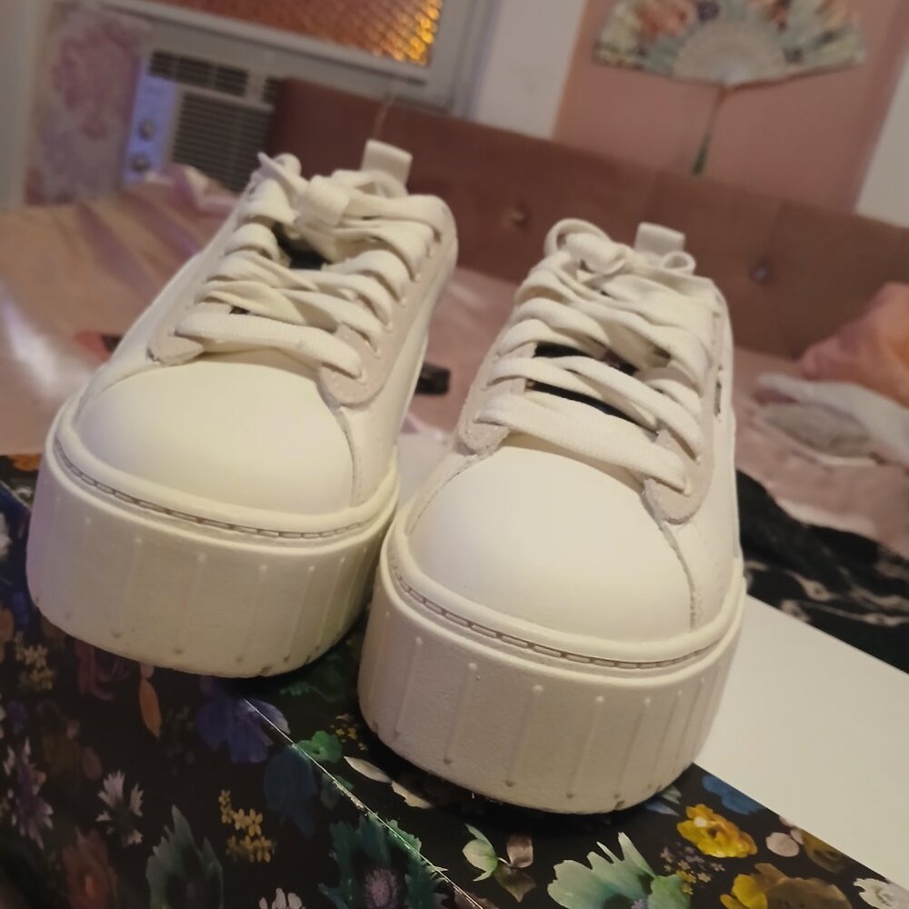 Puma Liberty platform sneakers NEVER WORN - Picture 4 of 5